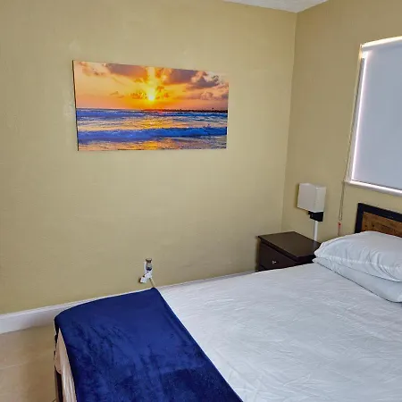 The Vacay Inn Lauderdale Lakes Exterior photo